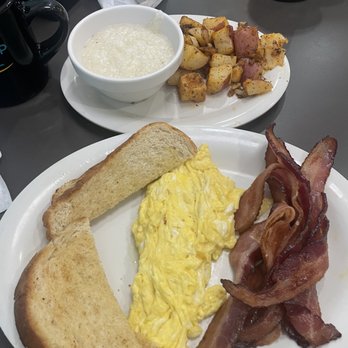 Eggs Up Grill - Classic breakfast - Breakfast & Brunch Near Me - North Myrtle Beach, South Carolina Eggs Up Grill - Classic breakfast - Breakfast & Brunch Near Me - North Myrtle Beach, South Carolina