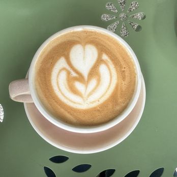 Hamlet Coffee - Vanilla Latte - Coffee & Tea Near Me - Brooklyn, New York