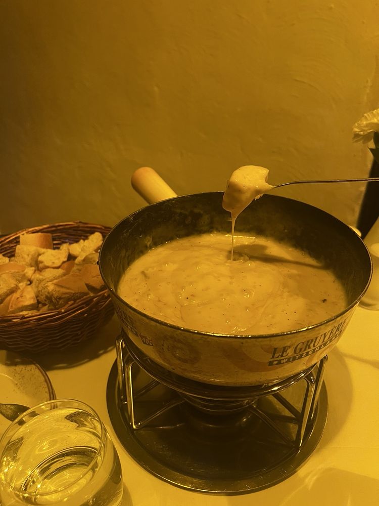 St. Moritz Restaurant