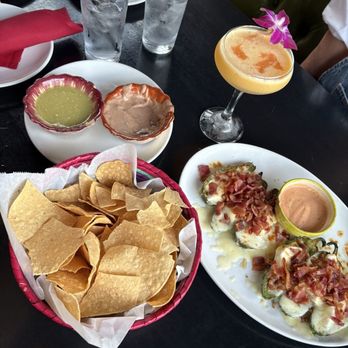Casa Chida - Grilled chiles, chips and salsa and beans, spicy passion fruit cocktail - Mexican Near Me - Los Angeles, California Casa Chida - Grilled chiles, chips and salsa and beans, spicy passion fruit cocktail - Mexican Near Me - Los Angeles, California