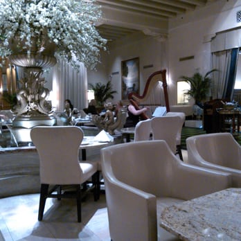 The Drake - PALM COURT! :-) - Hotels Near Me - Chicago, Illinois