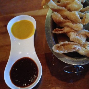 Trader Vic's - Crab Rangoon ($3) at Trader Vic’s in Emeryville. - Hawaiian Near Me - Emeryville, California Trader Vic's - Crab Rangoon ($3) at Trader Vic’s in Emeryville. - Hawaiian Near Me - Emeryville, California