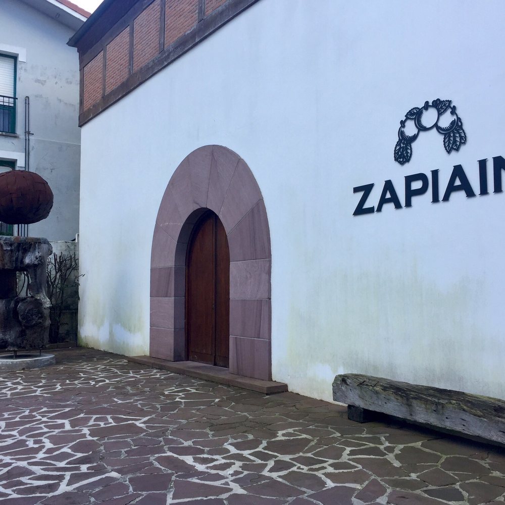 Zapiain S.A.T. - Outside the cider house - Astigarraga, SS
