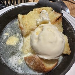 Lemoncello bread pudding Lemoncello bread pudding