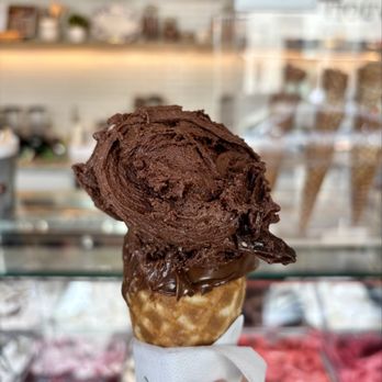 Bacio di Latte - Belgian chocolate on hazelnut dipped waffle cone - Gelato Near Me - Pasadena, California