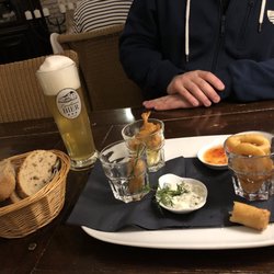 Restaurant Landhaus Mörsdorf - Voorgerecht : Calamaris / Filet / Loempia
