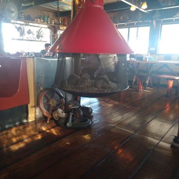 The Chowder Barge - Seafood Near Me - Wilmington, California