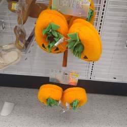 DDs Discount - Jack O Lantern Slippers