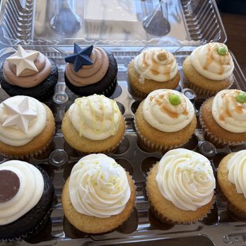 Temptation Cupcake - THE BEST CUPCAKES (vanilla, chocolate, caramel cream, caramel apple, coconut lime, key lime) - Bakeries Near Me - Logan, Utah Temptation Cupcake - THE BEST CUPCAKES (vanilla, chocolate, caramel cream, caramel apple, coconut lime, key lime) - Bakeries Near Me - Logan, Utah