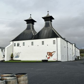 Ardbeg Distillery - Exterior - Beer, Wine & Spirits Near Me - Islay, AGB Ardbeg Distillery - Exterior - Beer, Wine & Spirits Near Me - Islay, AGB
