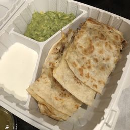 Quesadilla (with grilled chicken) Quesadilla (with grilled chicken)