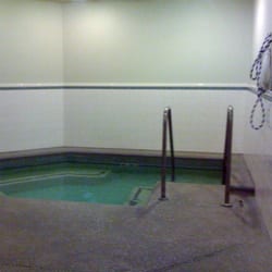 24 Hour Fitness - Riverlake