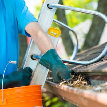 GleamTeam Window Cleaning - Gutter Services Near Me GleamTeam Window Cleaning - Gutter Services Near Me