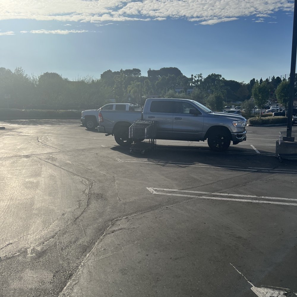 ALDI - Truck damage - Grocery Near Me - Laguna Woods, California