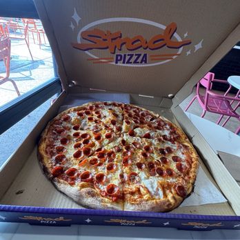 Strad Pizza - Pizza Near Me - Scottsdale, Arizona