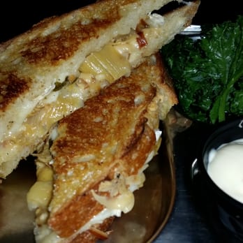 Blind Barber - Brie Smoked Gouda Sundried Tomato Grilled cheese - Barbers Near Me - Culver City, California Blind Barber - Brie Smoked Gouda Sundried Tomato Grilled cheese - Barbers Near Me - Culver City, California