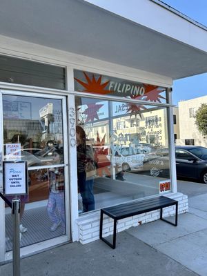 San & Wolves Bakeshop by null