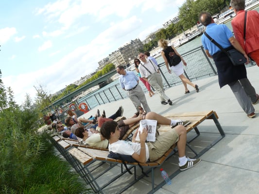 Berges de Seine by null