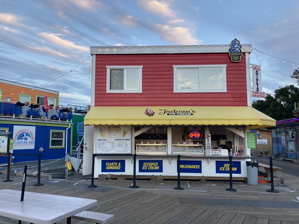 JACKSON’S ICE CREAM FLOAT Updated June 2024 61 Photos & 34 Reviews