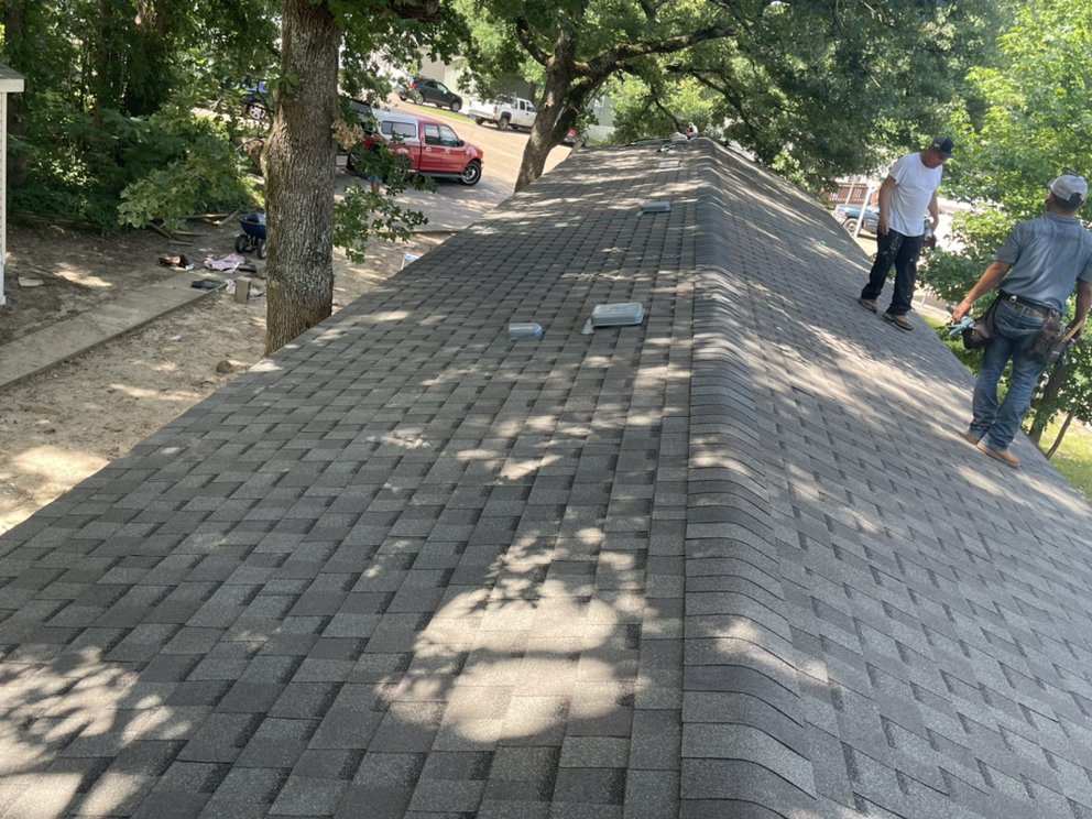 Slide of The Texan Construction & Services