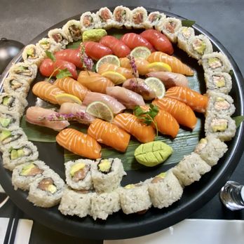 Itani Sushi - Maki and nigiri combo platter. - Sushi Bars Near Me - Berkeley, California