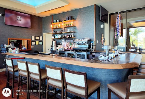 Hilo Hawaiian Hotel, a Trademark Collection by Wyndham by null