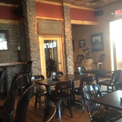 T-Box Bar & Grill - Warm, comfy place.