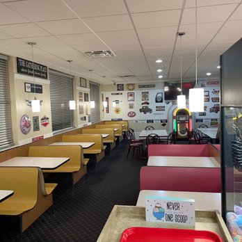 Leason’s Dairy Bar & Grill - Ice Cream & Frozen Yogurt Near Me - Warren, Michigan