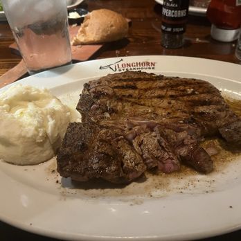 LongHorn Steakhouse - 22oz steak - Steakhouses Near Me - Dublin, Ohio LongHorn Steakhouse - 22oz steak - Steakhouses Near Me - Dublin, Ohio