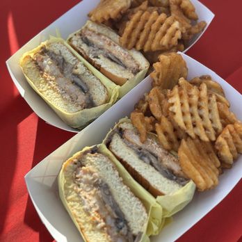 Shrimp Daddy Burgers - 2 Shroom daddy's - cheese is sautéed in the mushrooms - Food Trucks Near Me - Denver, Colorado