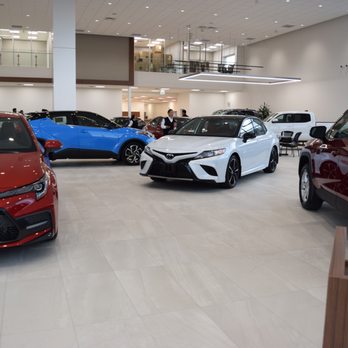 Erin Park Toyota - New & Improved Updated Showroom - right - Car Dealers Near Me - Mississauga, Ontario Erin Park Toyota - New & Improved Updated Showroom - right - Car Dealers Near Me - Mississauga, Ontario