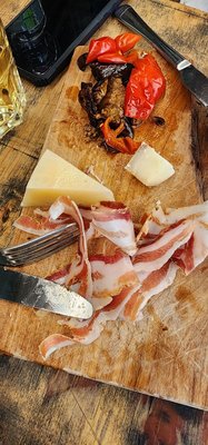 Prosciutteria Cantina dei Papi - Trevi by null