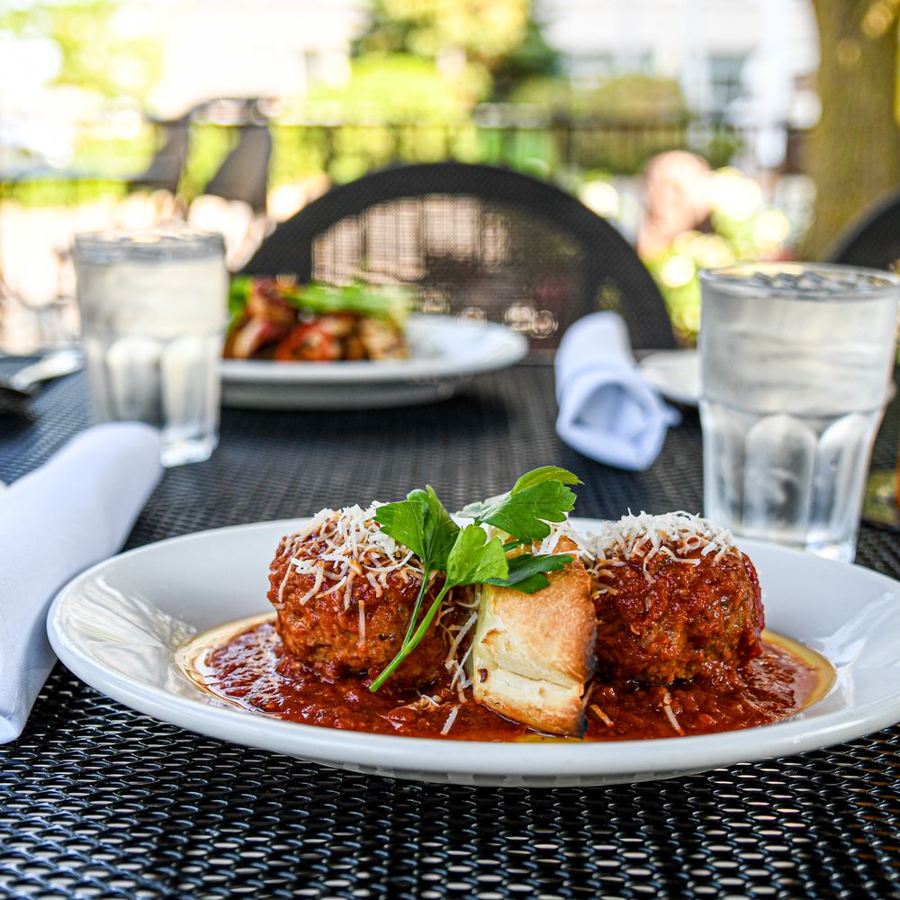 Joey D Chicago Pizza Nokomis Fl | TikTok, image size:1000x1000