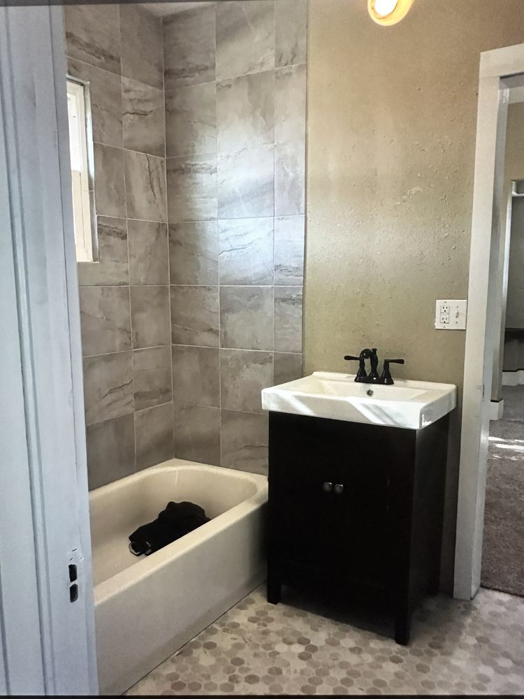 Slide of Jackson Construction