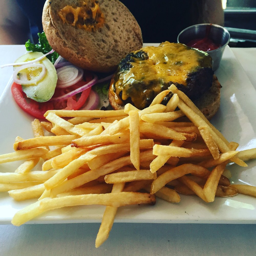 75 Main - Main burger - New American Near Me - Southampton, New York 75 Main - Main burger - New American Near Me - Southampton, New York
