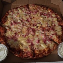 Alasmer Party Shop - Pineapple & Ham brick oven pizza