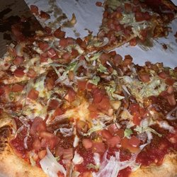 Pina's Pizza lll - Large Taco Pizza