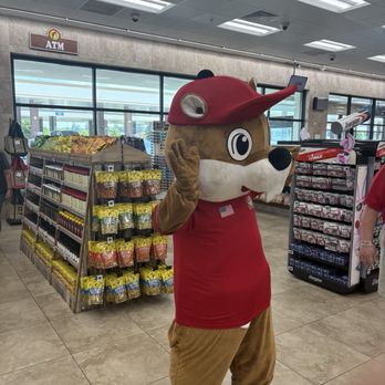 Buc-ee's - Gas Stations Near Me - Calhoun, Georgia