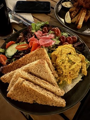 Hawk & Griffin by null