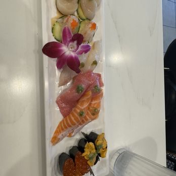 Here Fishy Fishy - Sushi Bars Near Me - Los Angeles, California