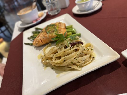 Invita Bistro by null