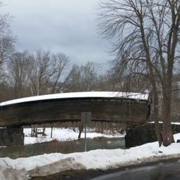 Side view when you approach from the main road.