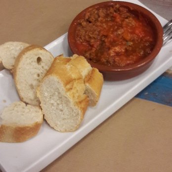Maccaroni - Ragu and Bread - Italian Near Me - Barcelona, B Maccaroni - Ragu and Bread - Italian Near Me - Barcelona, B