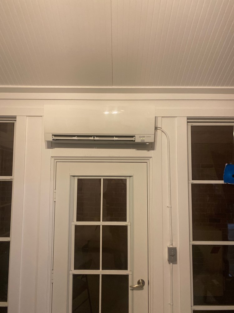 Slide of Extra Mile Mike