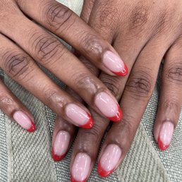 French mani with gel polish