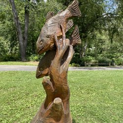 Dutch Creek Ice Cream - Wood sculpture in the park next to Dutch Ice Cream