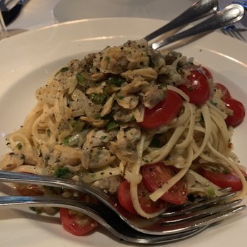 La Bussola - Linguine Vongole is to die for. So simple yet amazing. - Italian Near Me - Kelowna, British Columbia La Bussola - Linguine Vongole is to die for. So simple yet amazing. - Italian Near Me - Kelowna, British Columbia