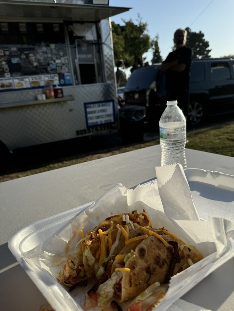 Miklos on Wheels Logo