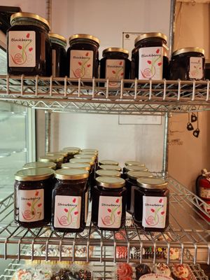 Tulip Bake Shop by null