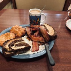 Nicolet Restaurant - Smokehouse Breakfast Platter
